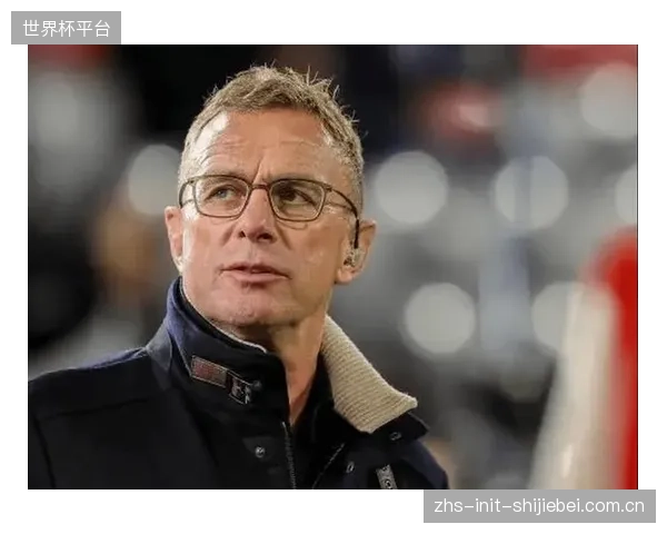 莱比锡中场施拉格的防守覆盖,是朗尼克高位压迫体系得以实施的保障。 莱比锡中场施拉格的防守覆盖,是朗尼克高位压迫体系得以实施的保障。